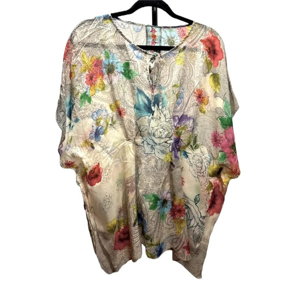 Johnny Was floral poncho size XS - Picture 2 of 9
